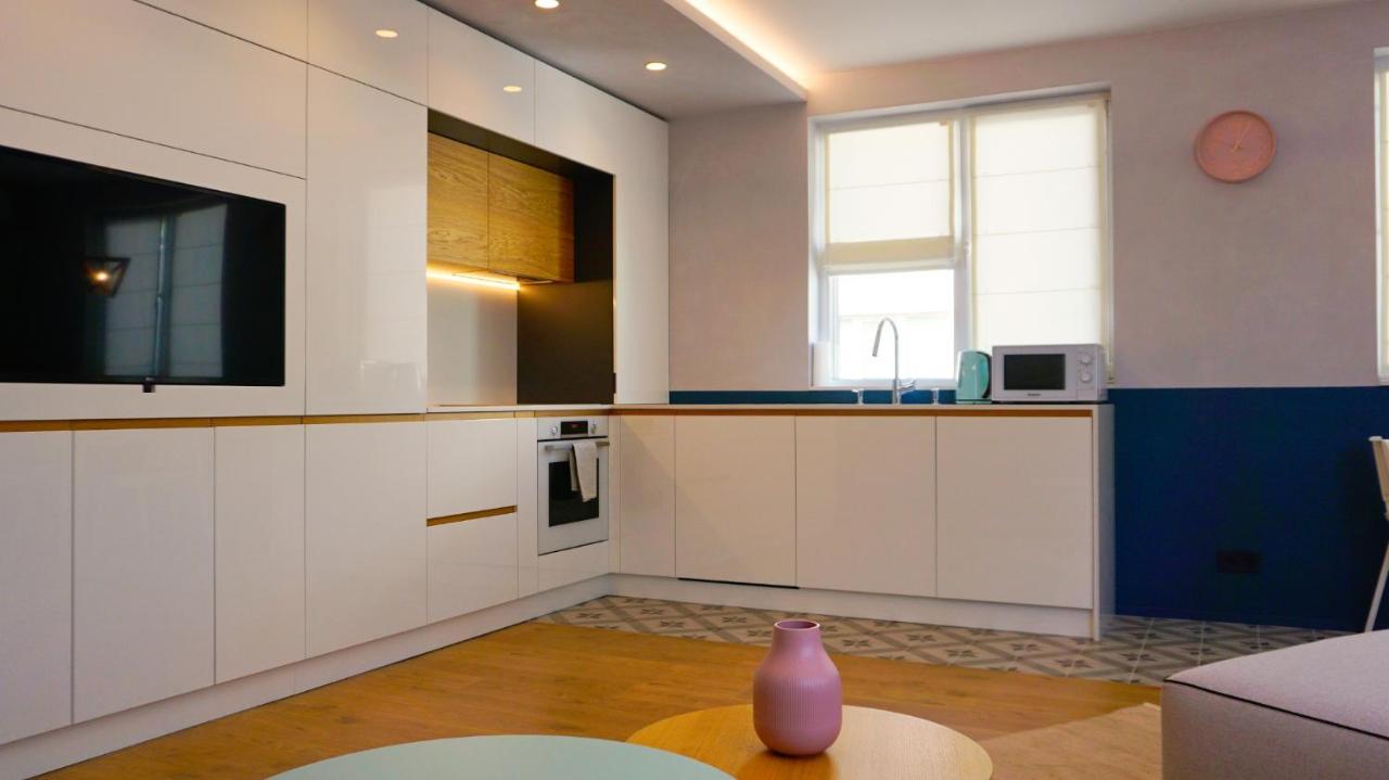 Апартамент Жасмин С Частен Гараж - Jasmin Apartment With Private Garage Varna Ngoại thất bức ảnh