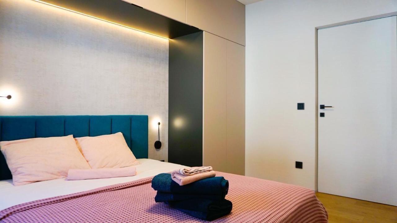Апартамент Жасмин С Частен Гараж - Jasmin Apartment With Private Garage Varna Ngoại thất bức ảnh