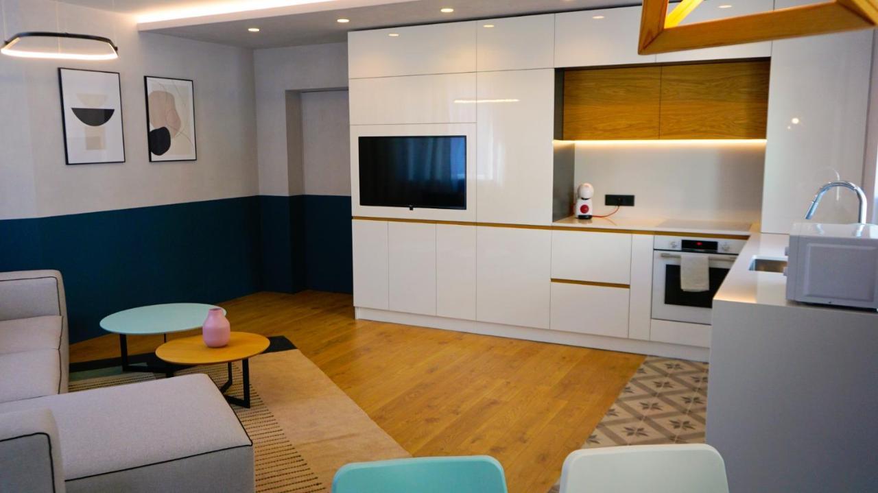 Апартамент Жасмин С Частен Гараж - Jasmin Apartment With Private Garage Varna Ngoại thất bức ảnh
