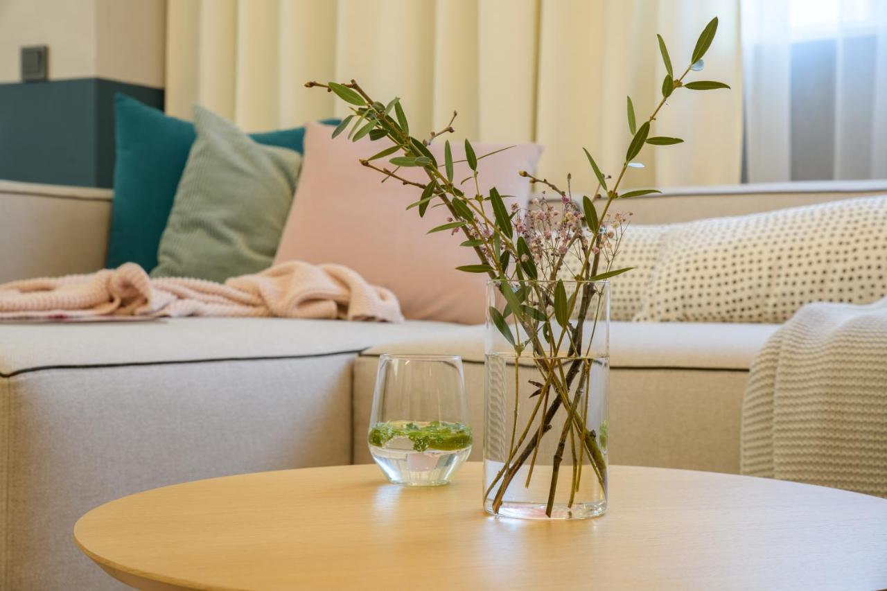 Апартамент Жасмин С Частен Гараж - Jasmin Apartment With Private Garage Varna Ngoại thất bức ảnh