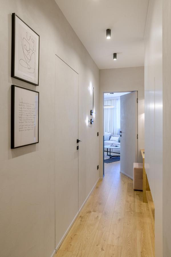 Апартамент Жасмин С Частен Гараж - Jasmin Apartment With Private Garage Varna Ngoại thất bức ảnh